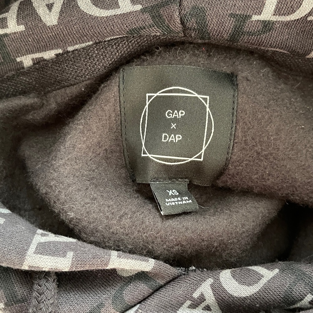 GAP X DAP Harlem Dapper Dan Hoodie Black/ Gray - Picture 4 of 8